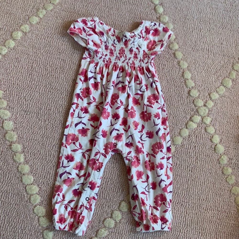 Burts bees baby smocked outfit 6-9 months